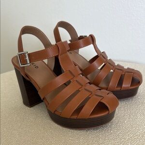 Torrid Brown Platform Sandals with Chunky Heel